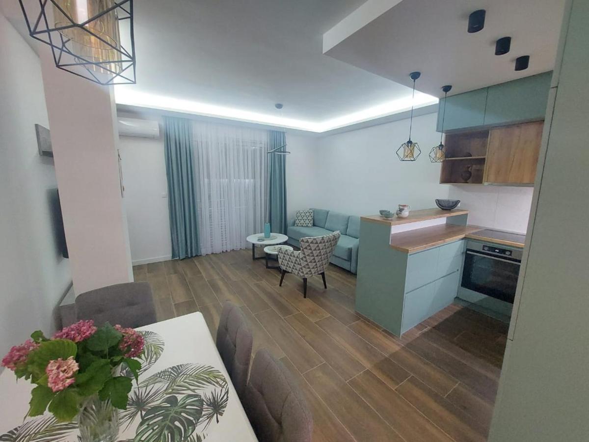 Apartment Sara With Seaview Budva Ngoại thất bức ảnh